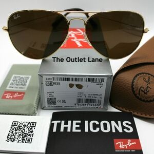 Model Display RayBan Aviator Brown Lens RB3025 Gold Frame